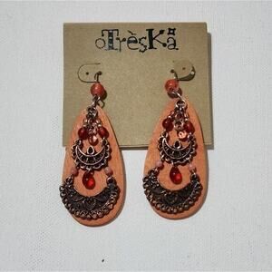 Treska Bohemian‎ Wood Teardrop Dangle Earrings Red Orange Beaded Filigree Bronze